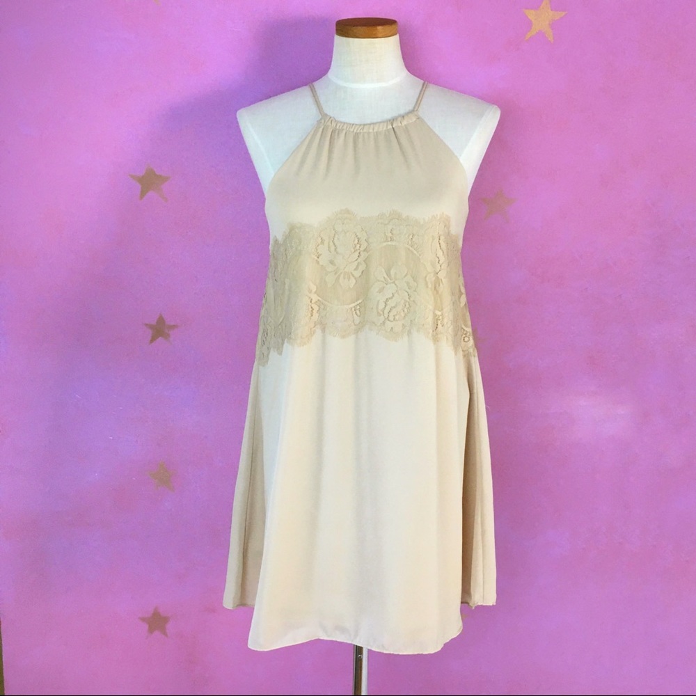 ALYA HALTER DRESS EYELASH LACE SIZE XS
